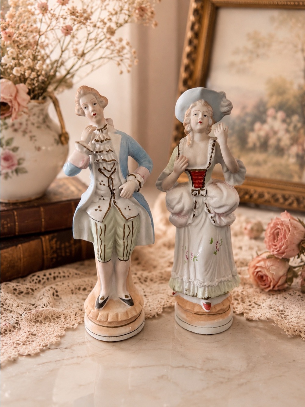 Vintage 1950s Colonial Porcelain Pair by Lipper & Mann